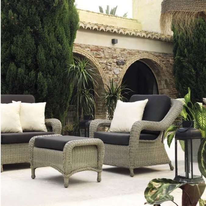 Puff exterior CLASSIC TAUPE  tejido Hidrófugo Dralon