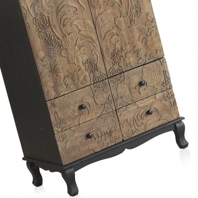 Armario 75x45x166h frentes madera tallada