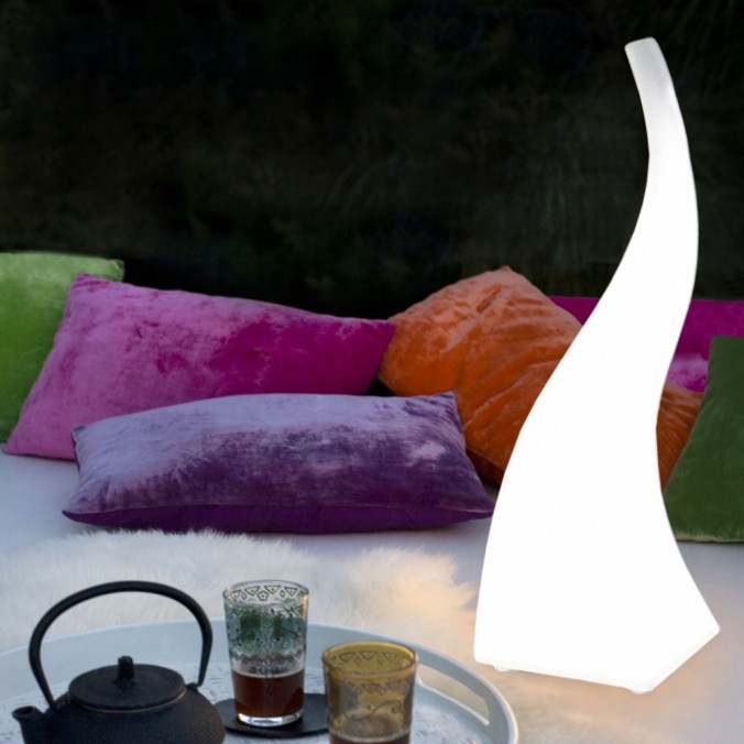 Lámpara pie de exterior 54cm serie Flame Lámpara pie de exterior 54cm serie Flame