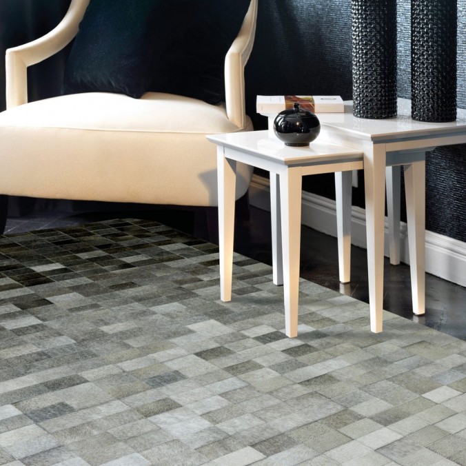 Alfombra piel de vaca MERENGUE cuadros gradiente - varios tamaños