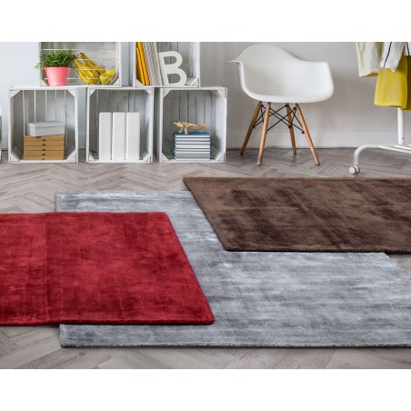 Alfombra 100% viscosa JAMBI gris claro - varios tamaños