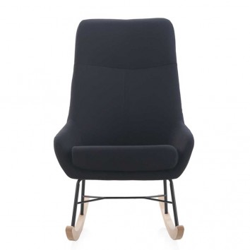 Mecedora vintage con patines madera 64x96x103h 2