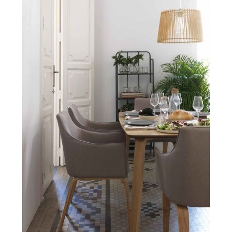 Sillón tapizado patas roble 55x55x86h