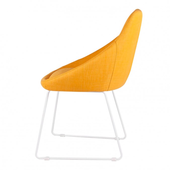 Silla diseño ALBA tapizado mostaza y patas color blanco Silla diseño ALBA tapizado mostaza y patas color blanco