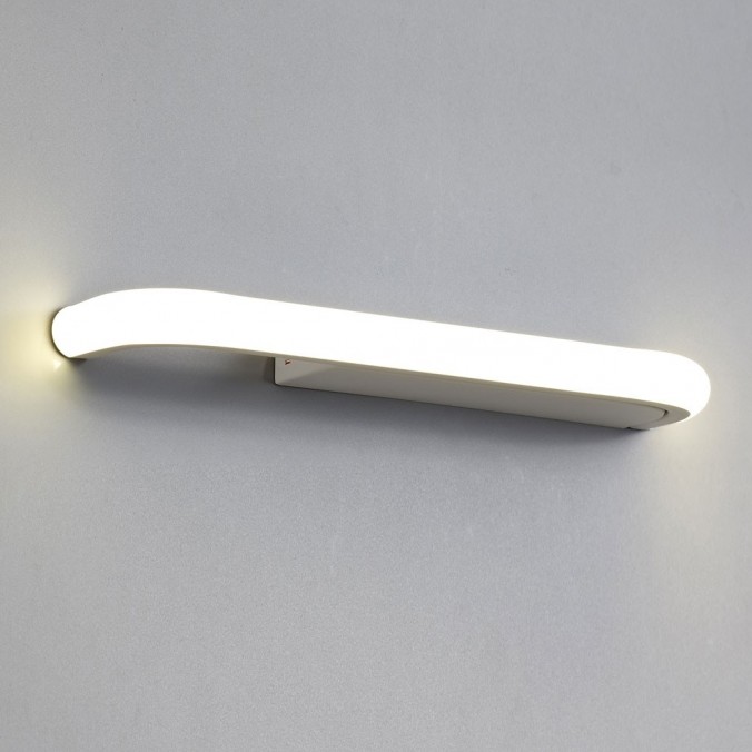 Lámpara aplique de pared LED 3000K con repisa y USB