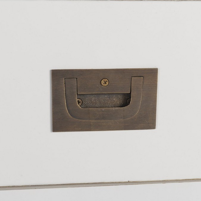 Aparador 3 cajones y 4 puertas en madera mindi blanco 180x45x90h