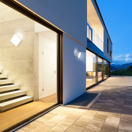 Aplique de pared asimétrico redondo blanco