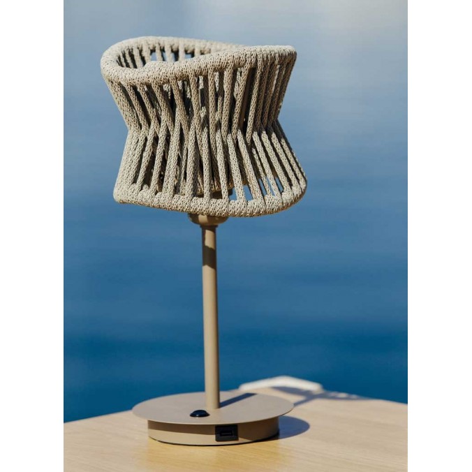 Lámpara de mesa serie Polinesia conexion USB