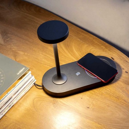 Sobremesa negro luz LED y cargador mávil inducción