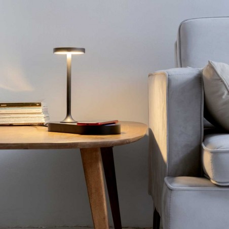 Sobremesa negro luz LED y cargador mávil inducción