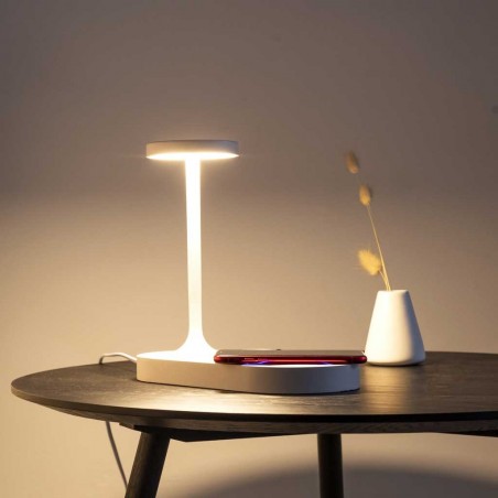 Sobremesa nblanco luz LED y cargador móvil inducción