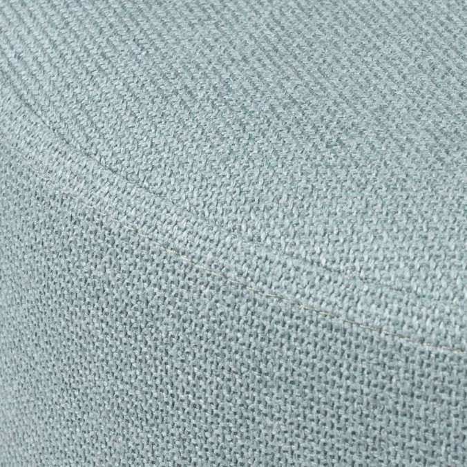 Puff 40cm tapizado azul claro con patas de metal