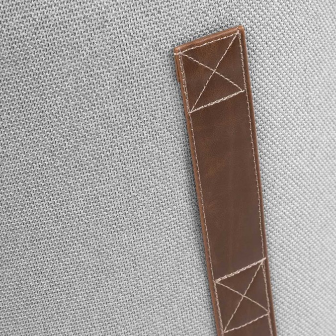 Puff cónico 44cm tapizado gris claro con asa