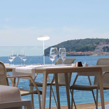 Lámpara portátil con LED serie Klappen blanco 2