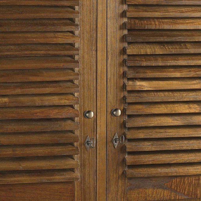 Armario con 5 cajones de estilo colonial mindi 108x50x200h