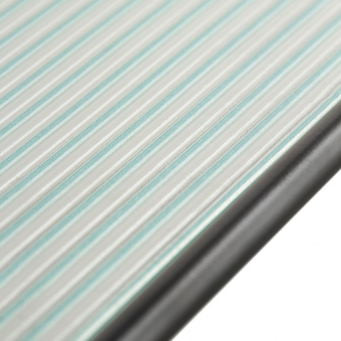 Mesa centro 110x56x38h hierro y superficie cristal