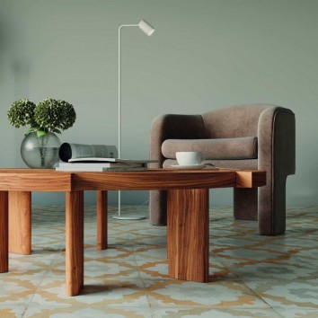 Lámpara pie de salón con foco orientable serie SAL blanco 2