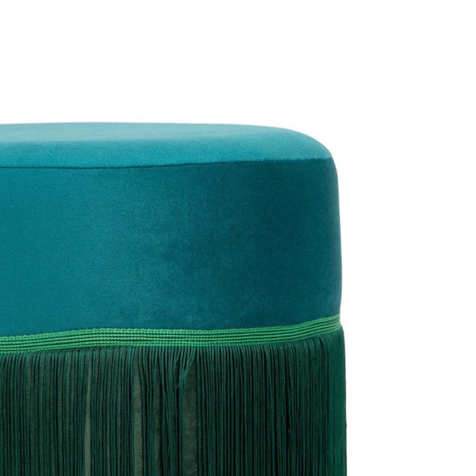 puff velvet con flecos 31x31x38 cm