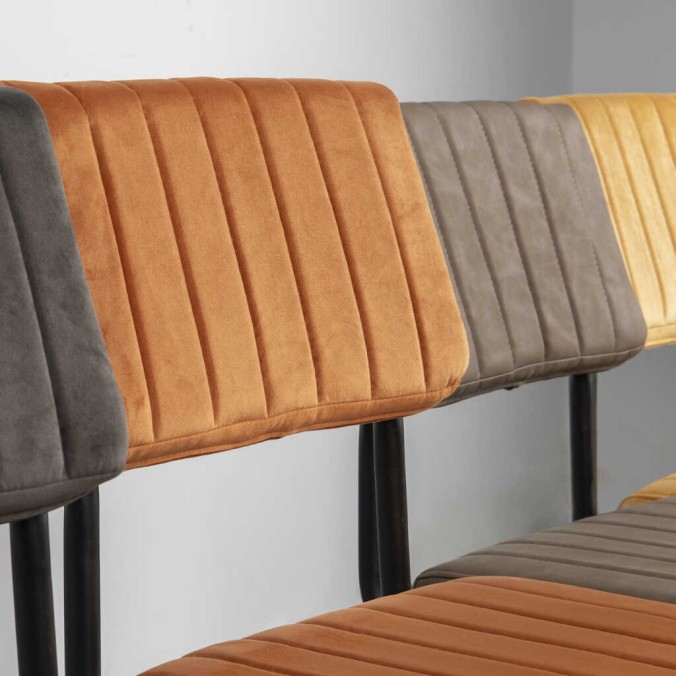 silla velvet metal mostaza 46x57x88 cm