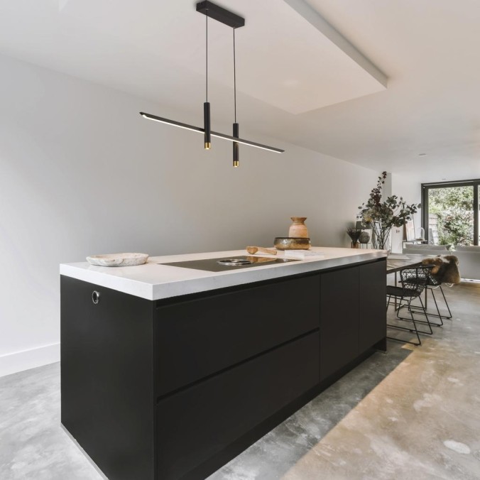 Lámpara LED 30W 3000K serie ESPARTA Negro+Oro - 103x7x150h