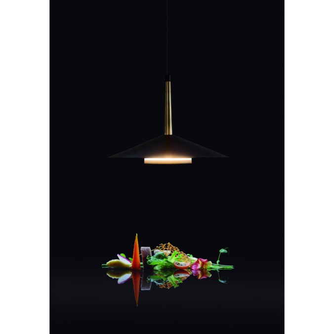 Lámpara LED 8W 3000K serie ORION Negro+Cuero - 25x200h