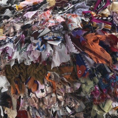 Puff cuadrado trapillo multicolor 45x35cm yute y algodón