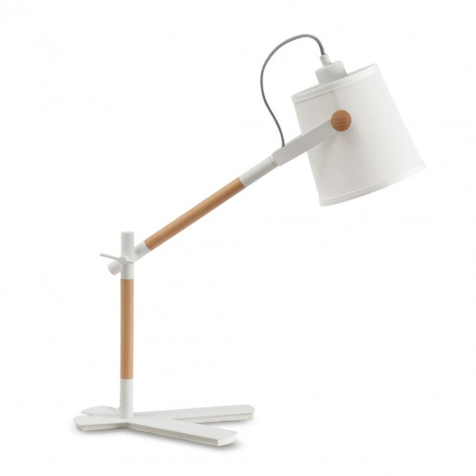Lámpara de mesa orientable estilo nórdico