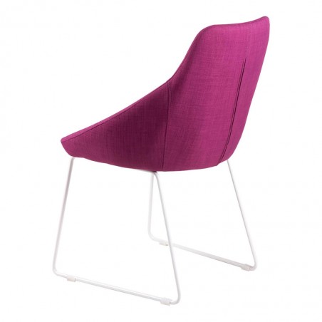 Silla diseño ALBA tapizado fucsia y patas color blanco
