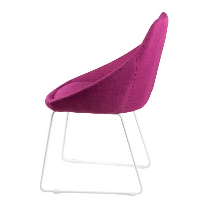 Silla diseño ALBA tapizado fucsia y patas color blanco Silla diseño ALBA tapizado fucsia y patas color blanco